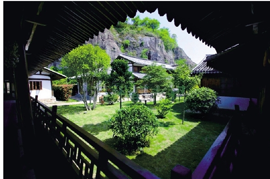 耕读小院——一幅山居惬意景色瑰丽的画卷